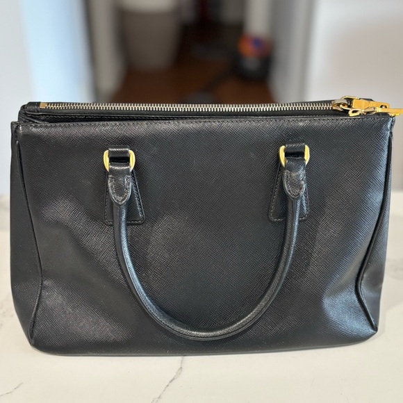 Prada Galleria Saffiano leather bag - Picture 4 of 9